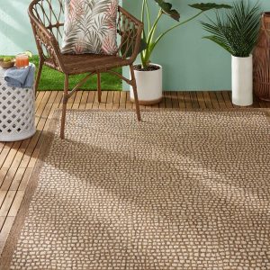 Tommy Bahama Marlin Transitional Indoor/Outdoor Area Rug: A Versatile and Durable Addition to Your Home