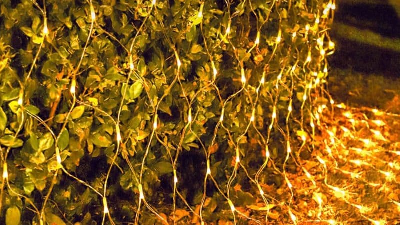 LJLNION Christmas Net Lights: A Festive and Versatile Lighting Solution